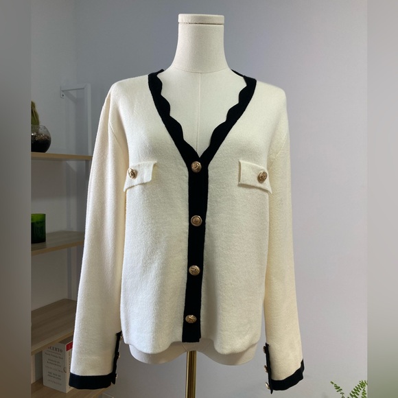 Cute blouse small - Picture 2 of 10